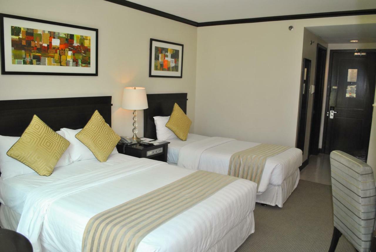 Tower Inn Makati Business Hotel ماكاتي المظهر الخارجي الصورة