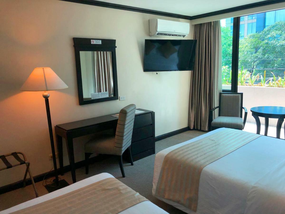 Tower Inn Makati Business Hotel ماكاتي المظهر الخارجي الصورة